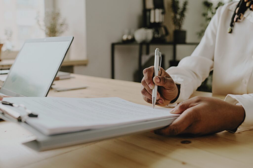 Navigate a dental contract with confidence. Get tips, avoid common pitfalls, and use CDP guidance to protect your pay, schedule, and career.